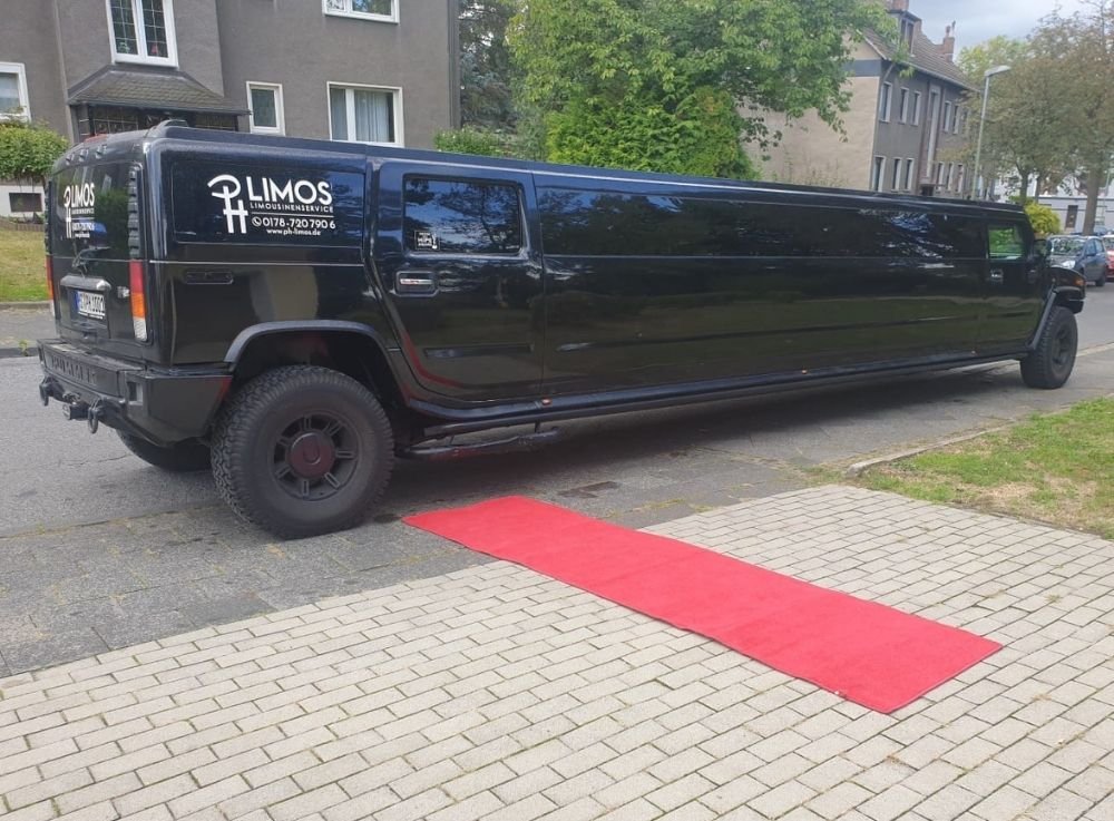 Partybus mieten Köln_Hummer Limousine schwarz