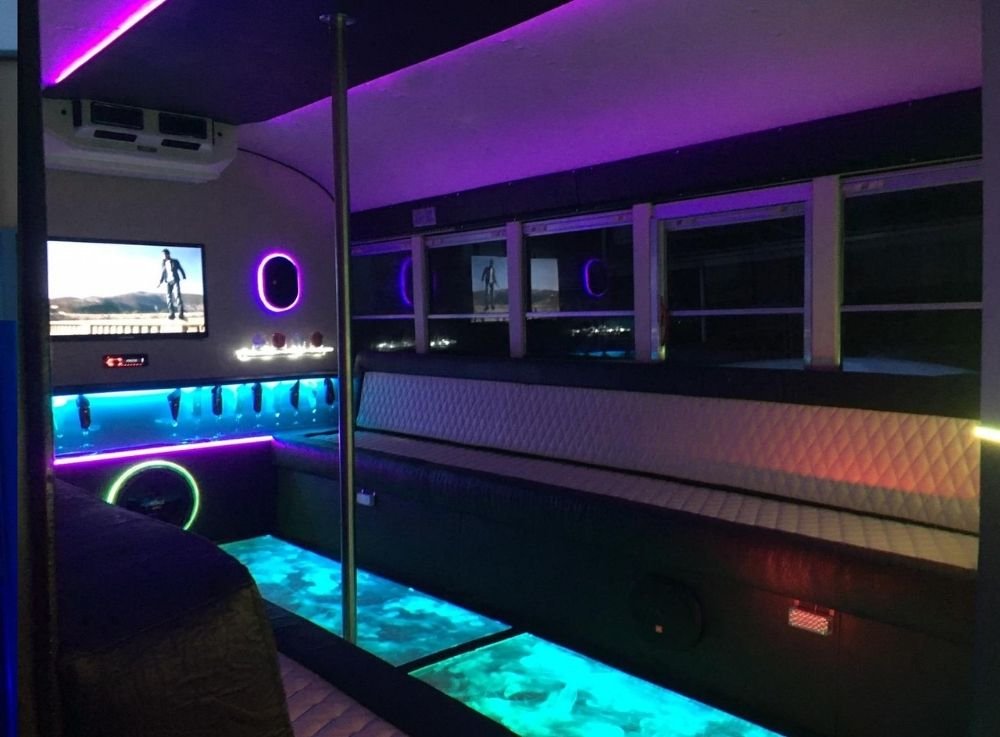 Partybus mieten Köln_Schoolbus 16