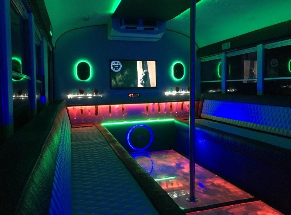 Partybus mieten Köln_Schoolbus 16